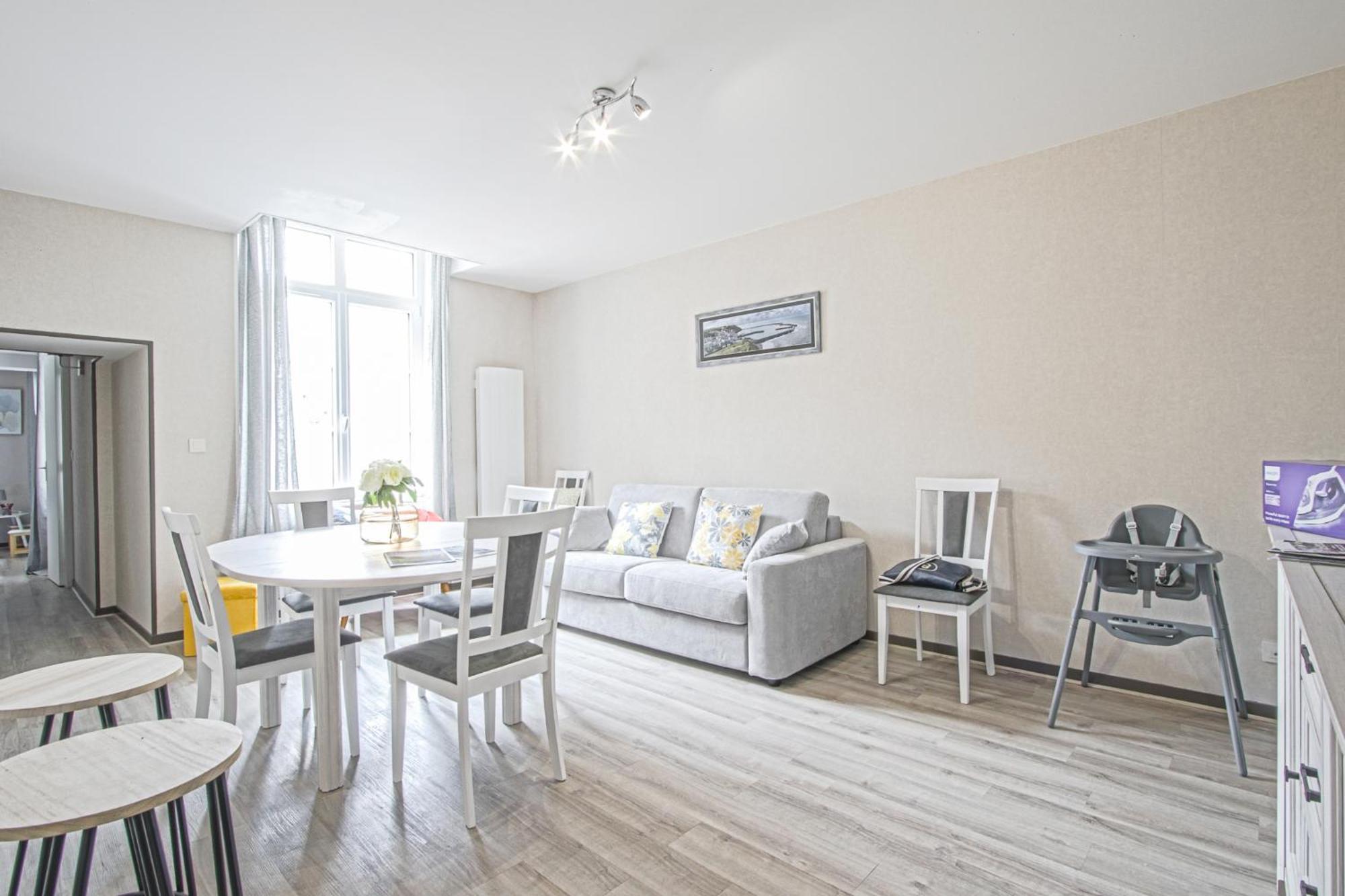 Le Nid Saint Jean Apartment บาเยอ ภายนอก รูปภาพ